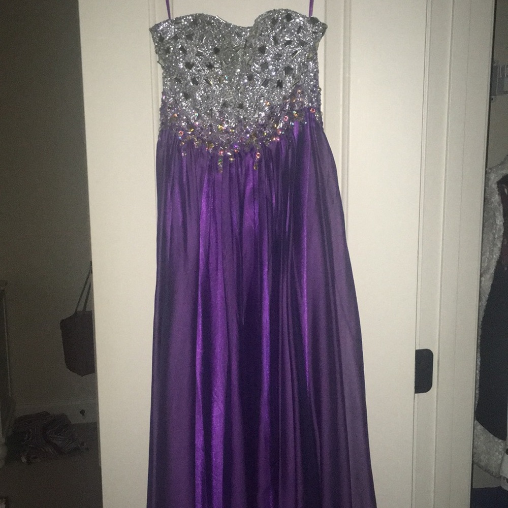 Dark purple strapless prom dress